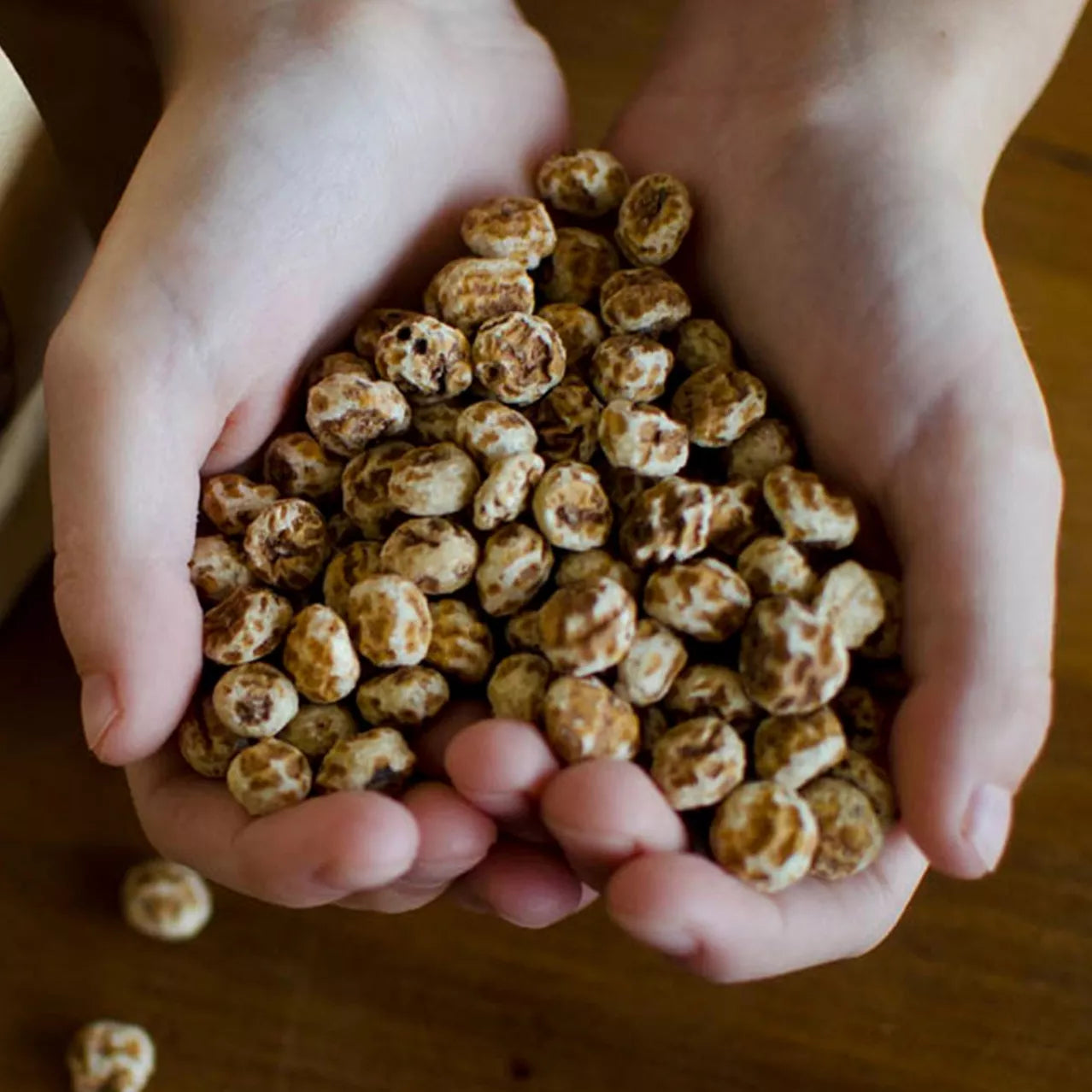 Tigriniai riešutai be luobelės